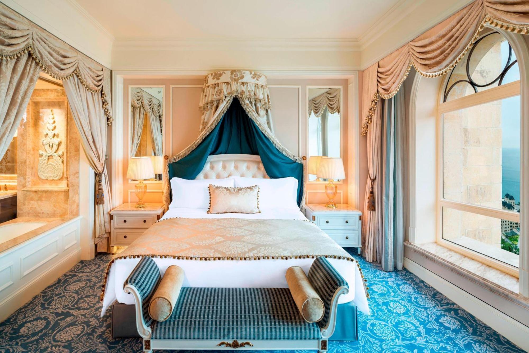 เดอะ คาสเซิล โฮเต็ล อะ ลักชัวรี คอลเลคชั่น โฮเต็ล ต้าเหลียน Hotel ภายนอก รูปภาพ